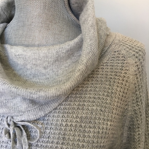 LOFT Waffleknit Cowl Neck Tunic Sweater, size Medium❤️ - Picture 4 of 13